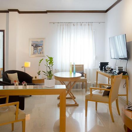 Modern home in Iraklion Buitenkant foto