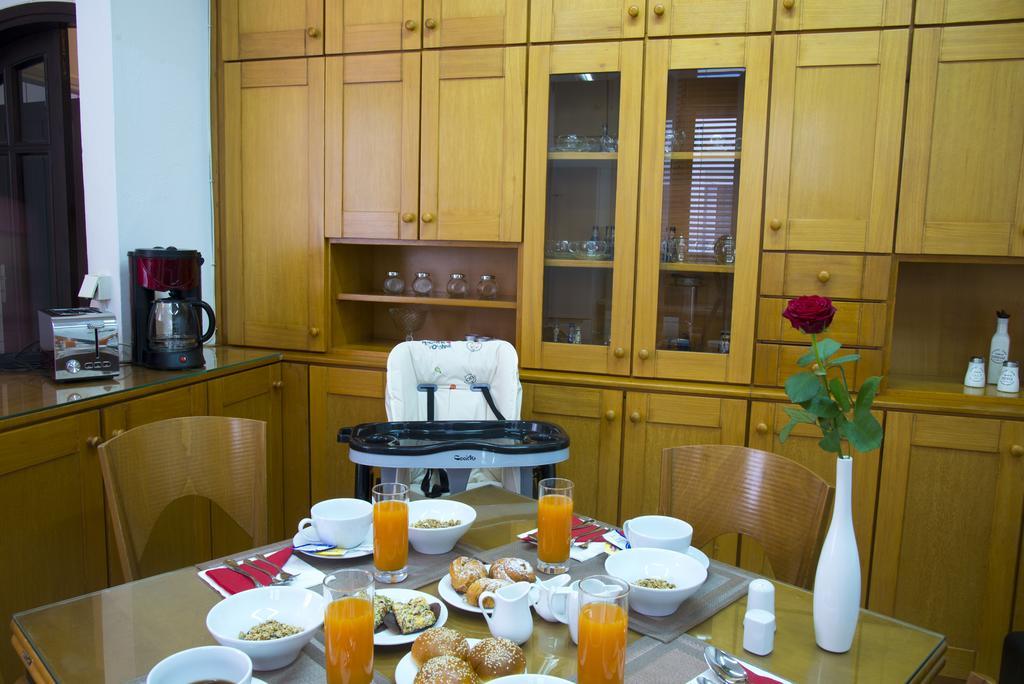 Modern home in Iraklion Buitenkant foto
